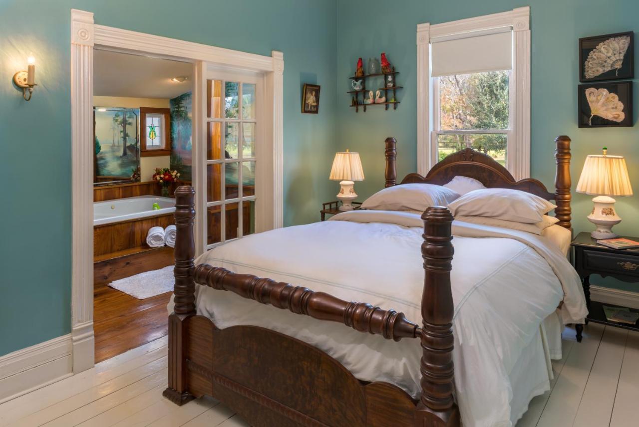 Maison D'Memoire Bed & Breakfast Cottages Rayne Exterior photo