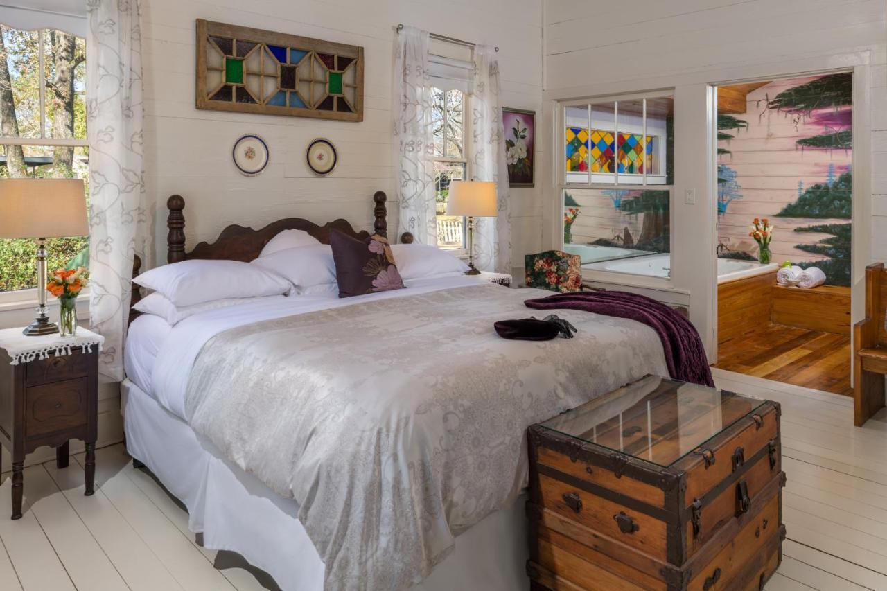 Maison D'Memoire Bed & Breakfast Cottages Rayne Exterior photo